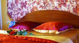 Гостиница Летучая Мышь Алушта Двухместный номер с 2 отдельными кроватями и душем-2